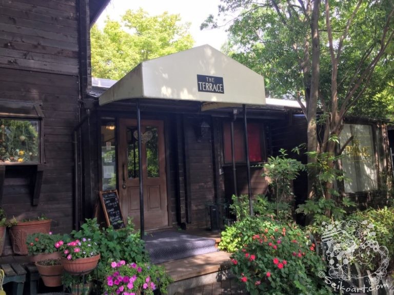 【ＴＨＥ ＴＥＲＲＡＣＥ】西宮市のノスタルジックなカフェレストラン「ザ・テラス」癒される木漏れ日と静かな時間【絶景＆夜景】