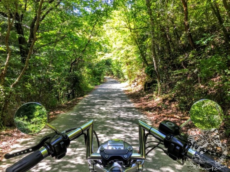 【読書しながらツーリング】本好きなライダーにとって夢のような話が実現している件【Audibleオーディブル】