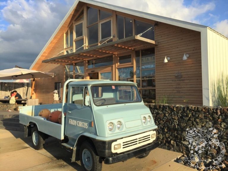 ふらっとお散歩ツーリング「道の駅 神戸フルーツ・フラワーパーク大沢」へ