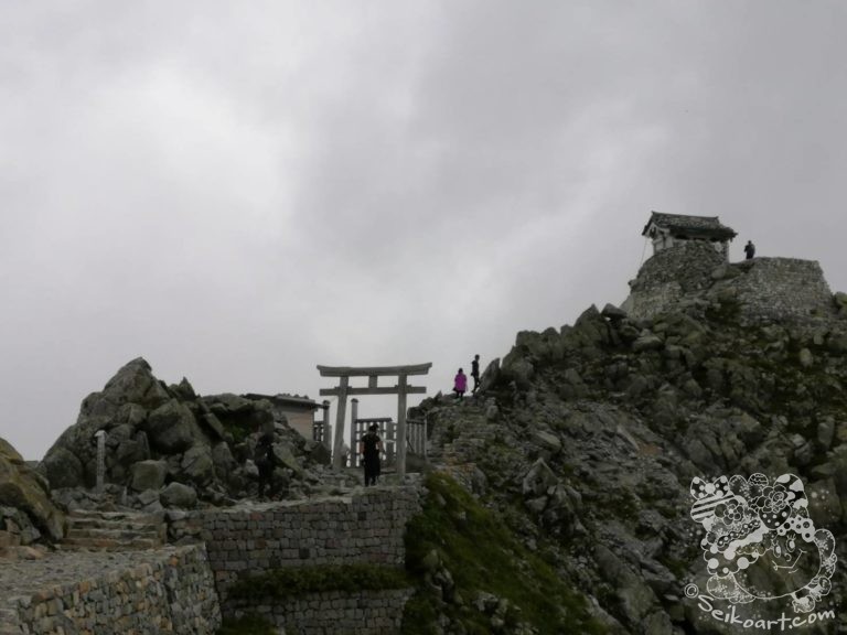 立山頂上の雄山神社へ行ってきた