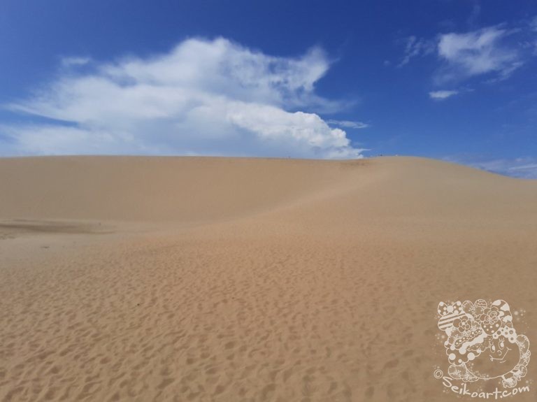 【鳥取ツーリング②】灼熱の鳥取砂丘を経て山陰の海岸沿いを走る
