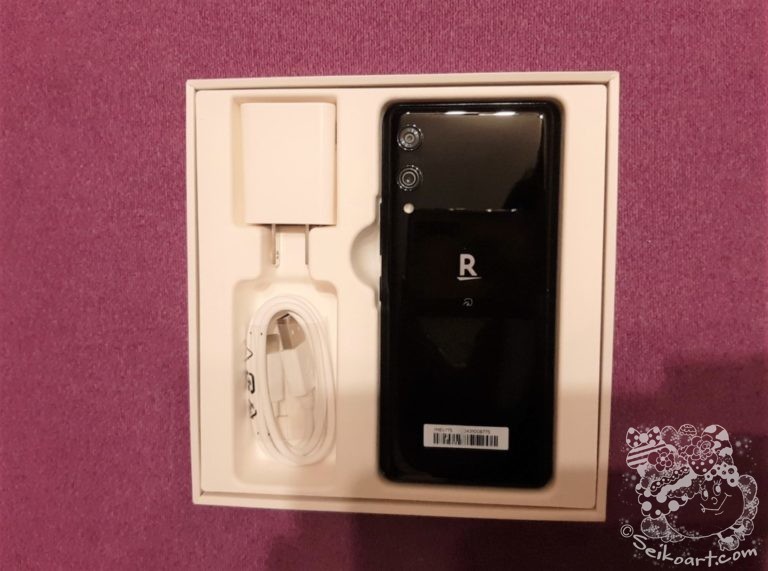 次のスマホはコレ！コンパクトが魅力の「楽天ハンド」